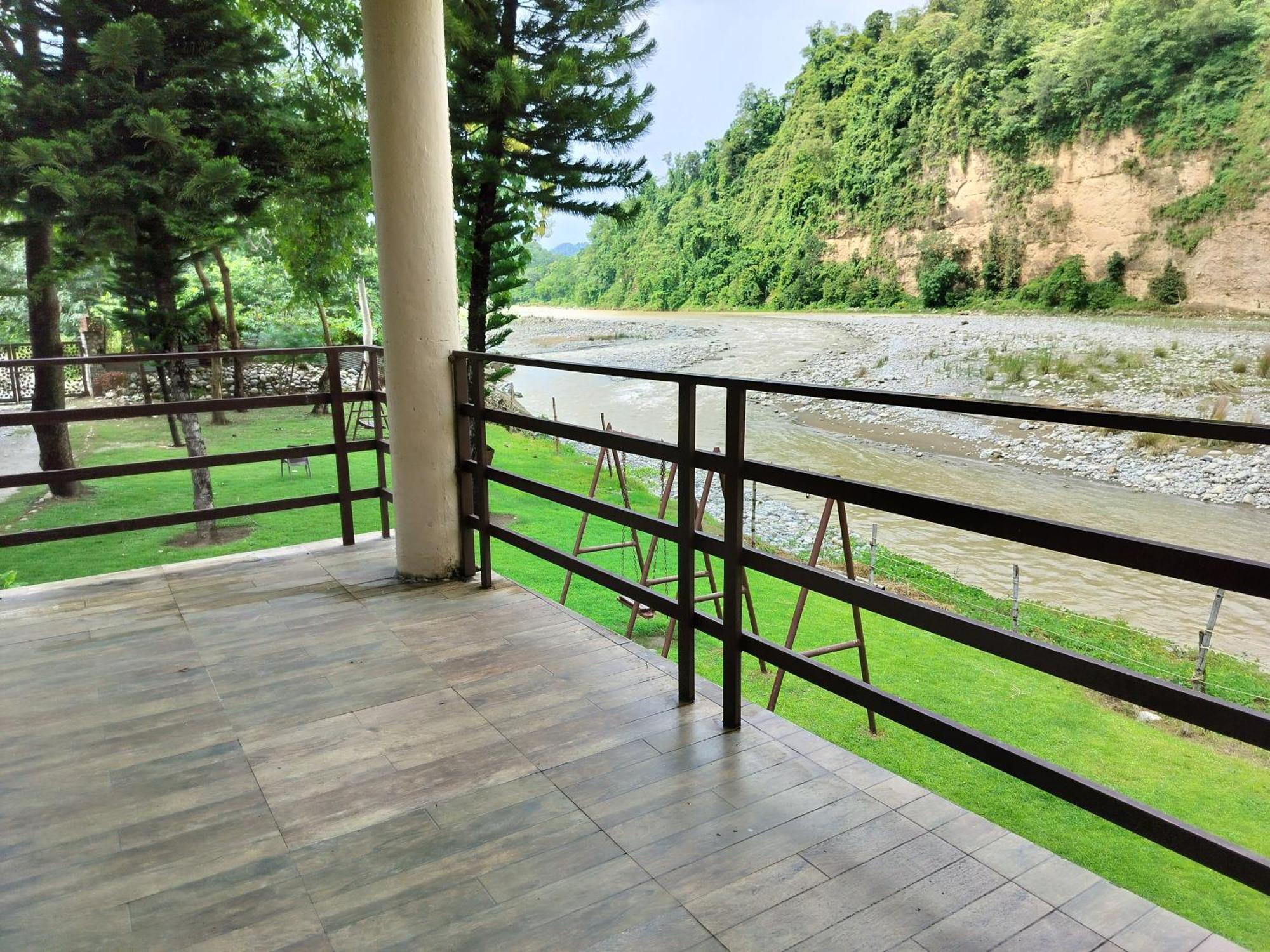 Bel-La Monde Hotel "Riverside" - Jim Corbett Garjia Экстерьер фото