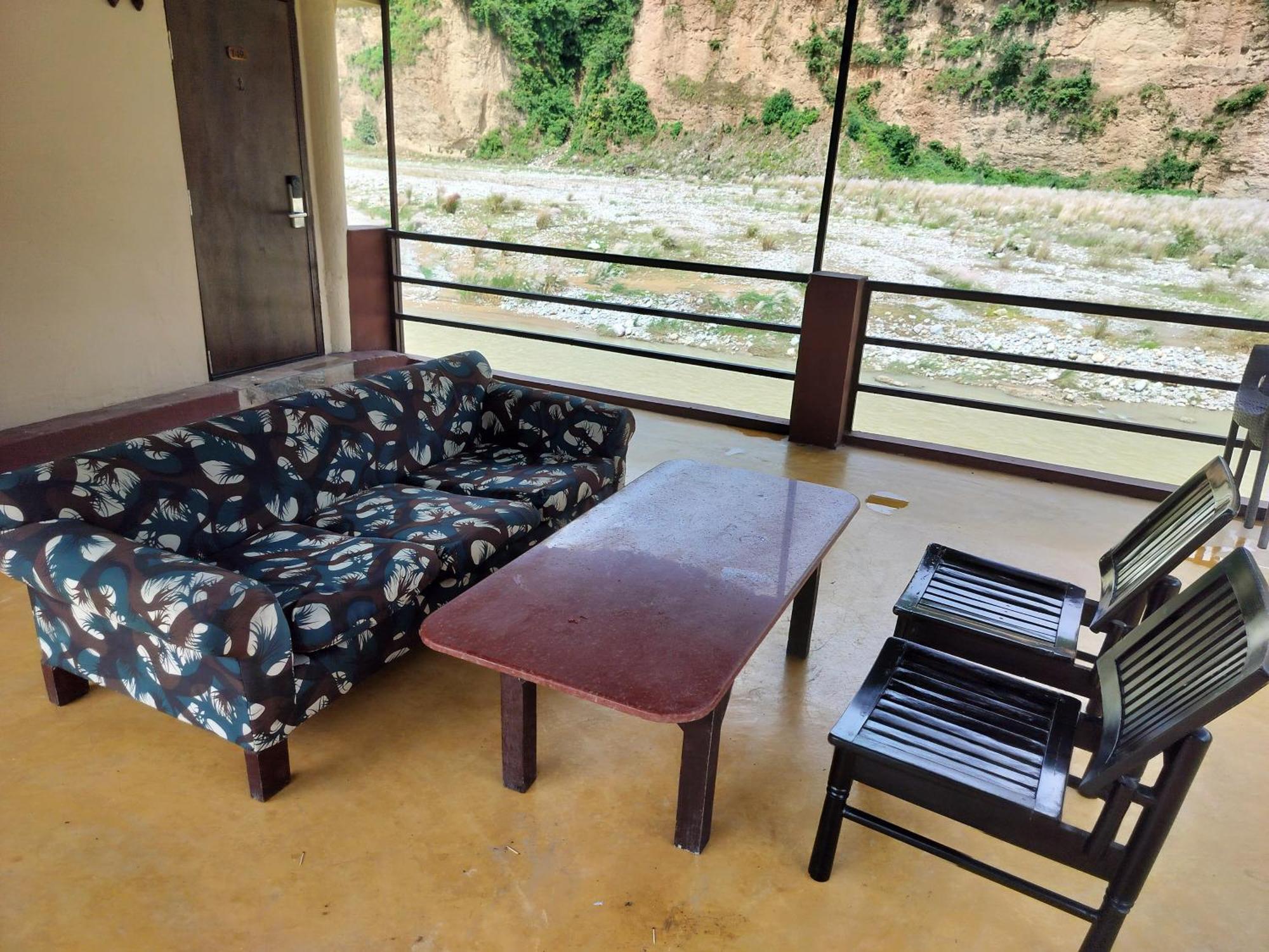 Bel-La Monde Hotel "Riverside" - Jim Corbett Garjia Экстерьер фото