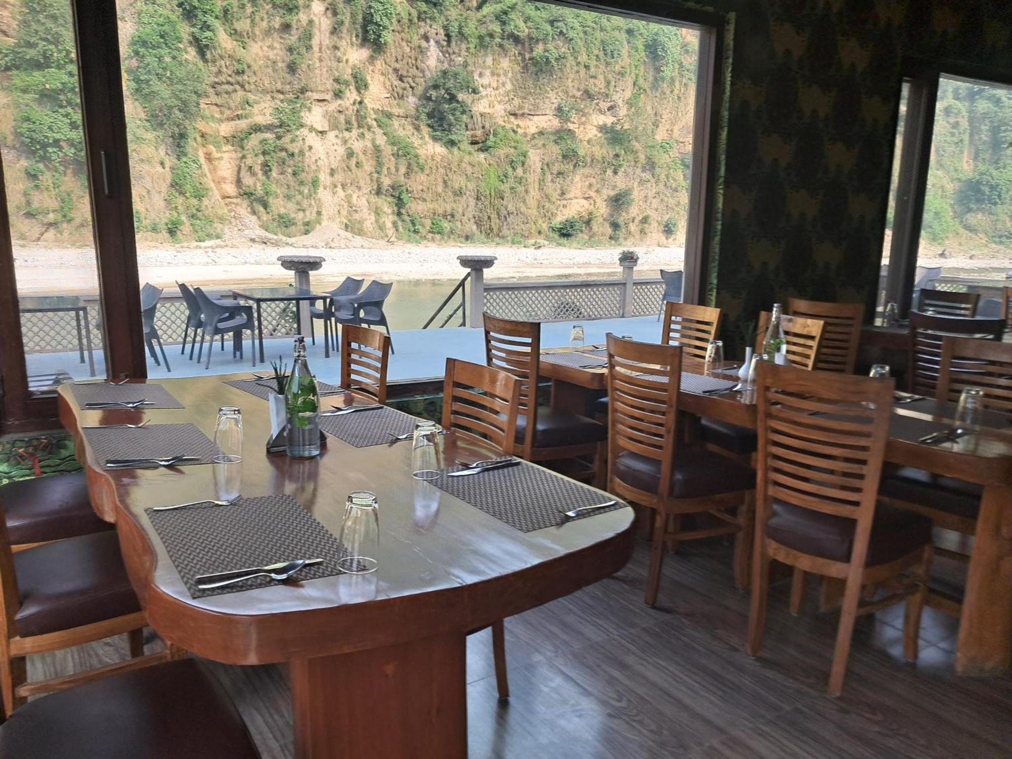 Bel-La Monde Hotel "Riverside" - Jim Corbett Garjia Экстерьер фото