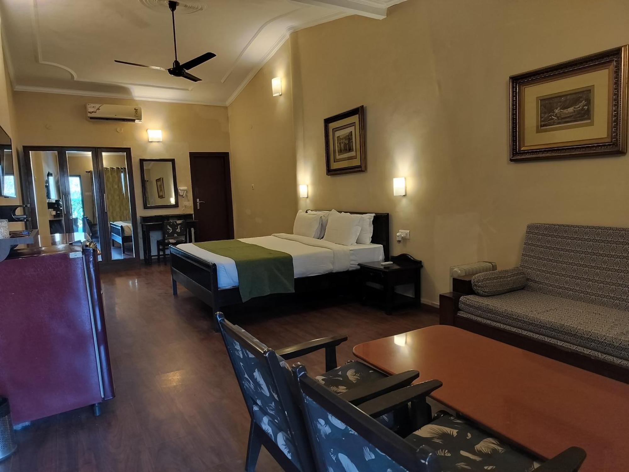 Bel-La Monde Hotel "Riverside" - Jim Corbett Garjia Экстерьер фото