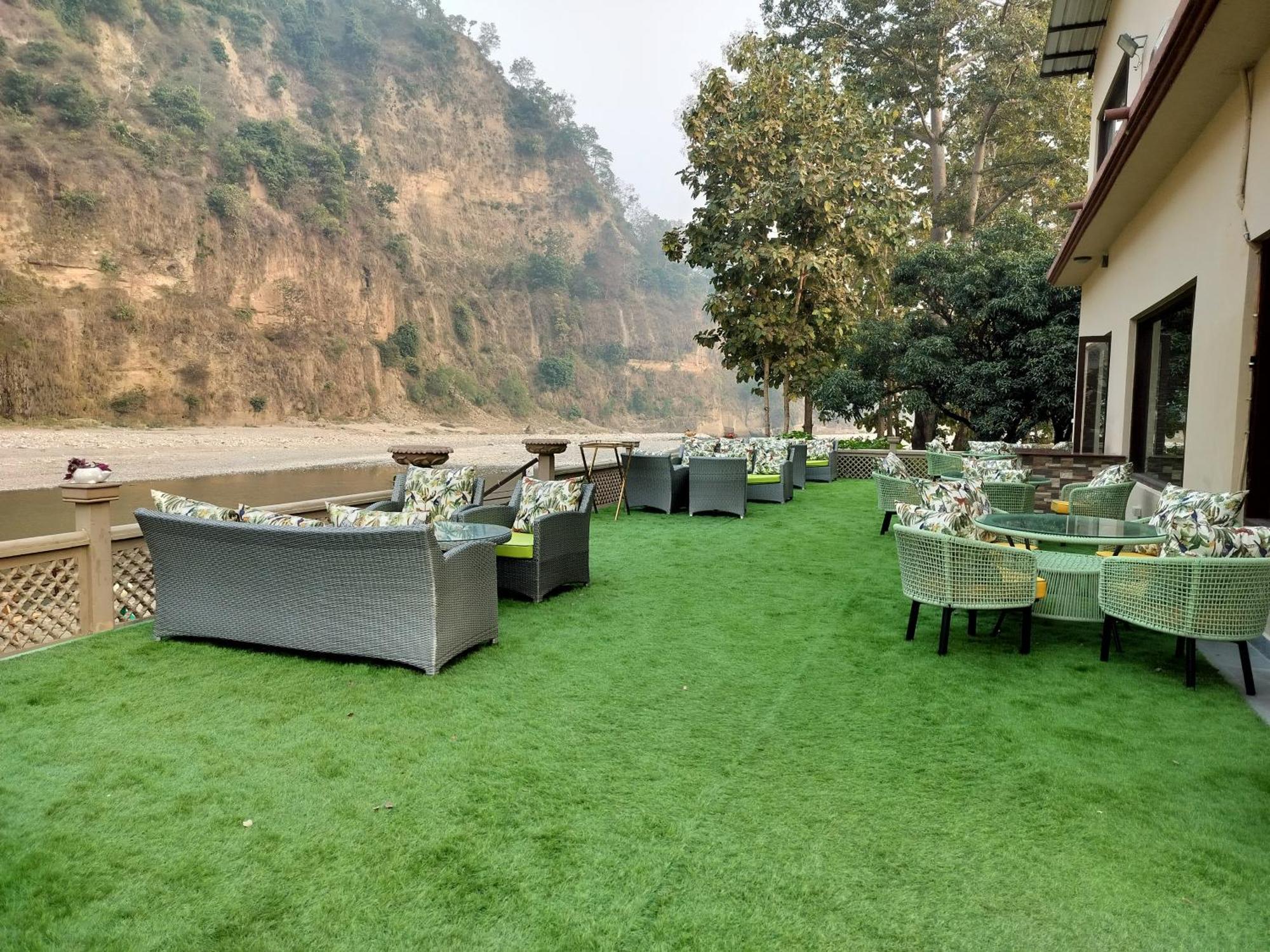 Bel-La Monde Hotel "Riverside" - Jim Corbett Garjia Экстерьер фото